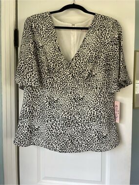 Nanette Lepore Snow Leopard Flutter sleeve empire top